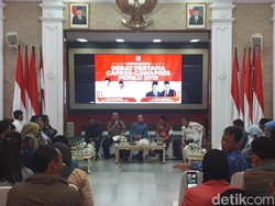 Bima Arya Ajak Jajaran-Rektor Se-Bogor Nobar Debat Capres di Balkot