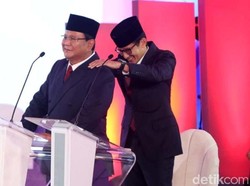 Kelakar Sandiaga Siap Pijat Prabowo Lagi di Debat Kedua