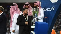 Pelatih Milan, Gennaro Gattuso, harus puas pulang dengan medali perak. (Foto: Claudio Villa/Getty Images)