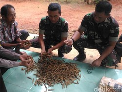 Warga Banyumas Temukan 800 Amunisi Diduga dari Masa Agresi Militer