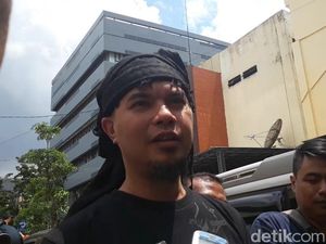 Pencegahan Ahmad Dhani ke Luar Negeri Diperpanjang hingga Mei 2019 Pencegahan Ahmad Dhani ke Luar Negeri Diperpanjang hingga Mei 2019