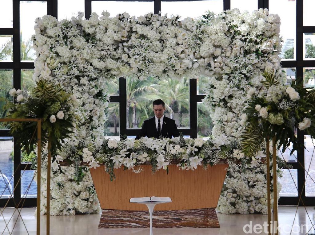 Sederhana Nan Syahdu, Suasana Tempat Pemberkatan Nikah Edric Tjandra Sederhana Nan Syahdu, Suasana Tempat Pemberkatan Nikah Edric Tjandra