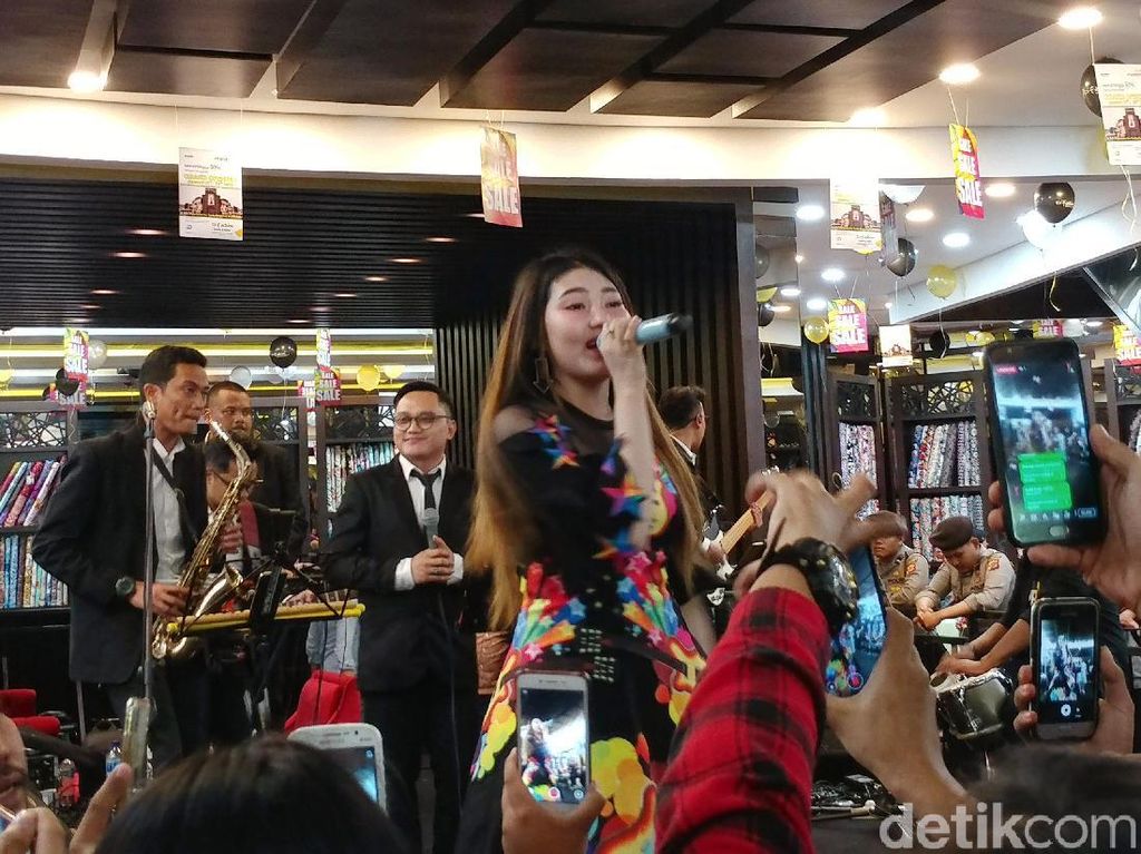 Lagunya Dibawakan Via Vallen, Band Indie Sukabumi Kaget Penciptanya Beda Lagunya Dibawakan Via Vallen, Band Indie Sukabumi Kaget Penciptanya Beda