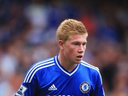 Kevin De Bruyne mungkin menyesali kepindahannya ke Chelsea terjadi di era Jose Mourinho. Dia sama sekali tak terpakai dan malah dipinjamkan ke klub lain. Mourinho beralasan De Bruyne pemalas saat latihan. (Richard Heathcote/Getty Images)