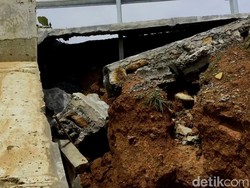 Detail Fondasi Longsor dan Retaknya Tol Pemalang-Batang KM 321