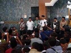 Mau Bangun Tol Cigatas, Jokowi: Hadiah untuk Garut dan Tasikmalaya