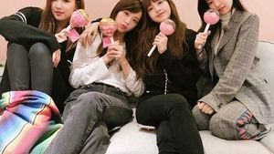 Hati-hati Terpesona! Ini Aksi 4 Member Blackpink Saat Kulineran dan Masak