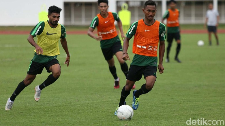 Hanif dan Osvaldo Tak Puas Hasil Internal Game Hanif dan Osvaldo Tak Puas Hasil Internal Game