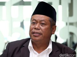 Waketum MUI Apresiasi Kapolri Tetapkan Irjen Teddy Minahasa Tersangka