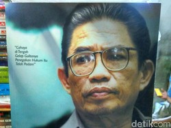 Sosok Baharudin Lopa yang Disebut Jokowi saat Dikejar Prabowo 