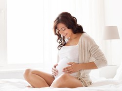 Bunda, Hitung Gerakan Janin Sebagai Indikator Kesehatan Kehamilan