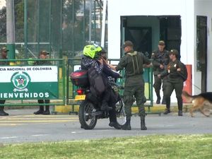 Bom Mobil Meledak di Akademi Kepolisian Kolombia, 10 Orang Tewas