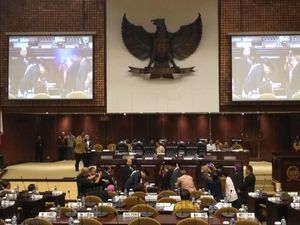 Sidang Paripurna DPD Lantik 2 PAW