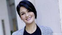 Rima Melati Adams, Si Hantu Cantik