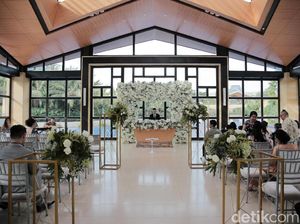 Ini Suasana Pemberkatan Edric Tjandra dan Venny Ini Suasana Pemberkatan Edric Tjandra dan Venny