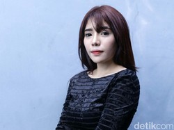 Hotman Paris Minta Baby Shu Jujur soal Prostitusi Online, Ini Jawabannya