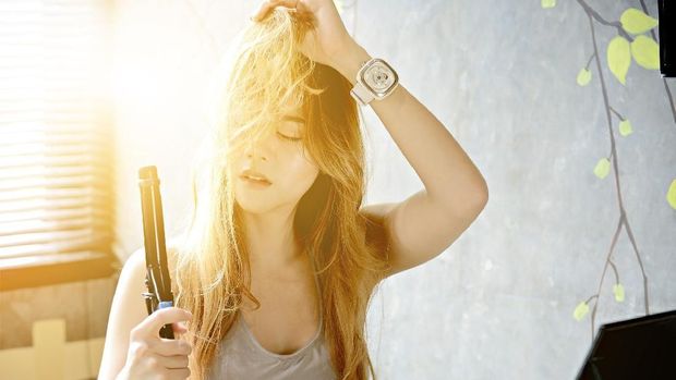 13 Cara Merawat Rambut Rusak
