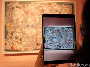 23 Lukisan Kaum Mata Kancing Menginvasi Kopikalyan 23 Lukisan Kaum Mata Kancing Menginvasi Kopikalyan