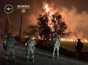 Kebocoran Pipa Bensin Picu Kebakaran Hebat di Meksiko, 20 Orang Tewas
