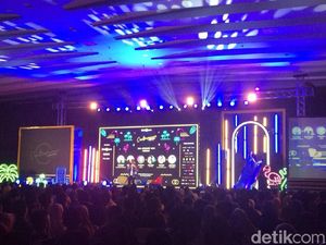 Ribuan Milenial Antre Ikutan Creativepreneur di Medan Ribuan Milenial Antre Ikutan Creativepreneur di Medan