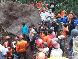 Longsor Timpa Kamar Mandi di Wonosobo, Diduga Ada Korban Tertimbun