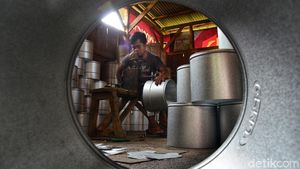 Melihat Pembuatan Langseng Tradisional di Cileunyi