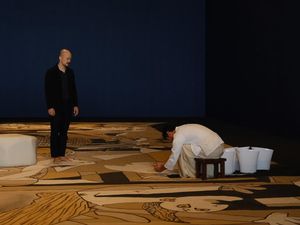 Membuat Lukisan Pasir Raksasa Lalu Menghancurkannya ala Lee Mingwei