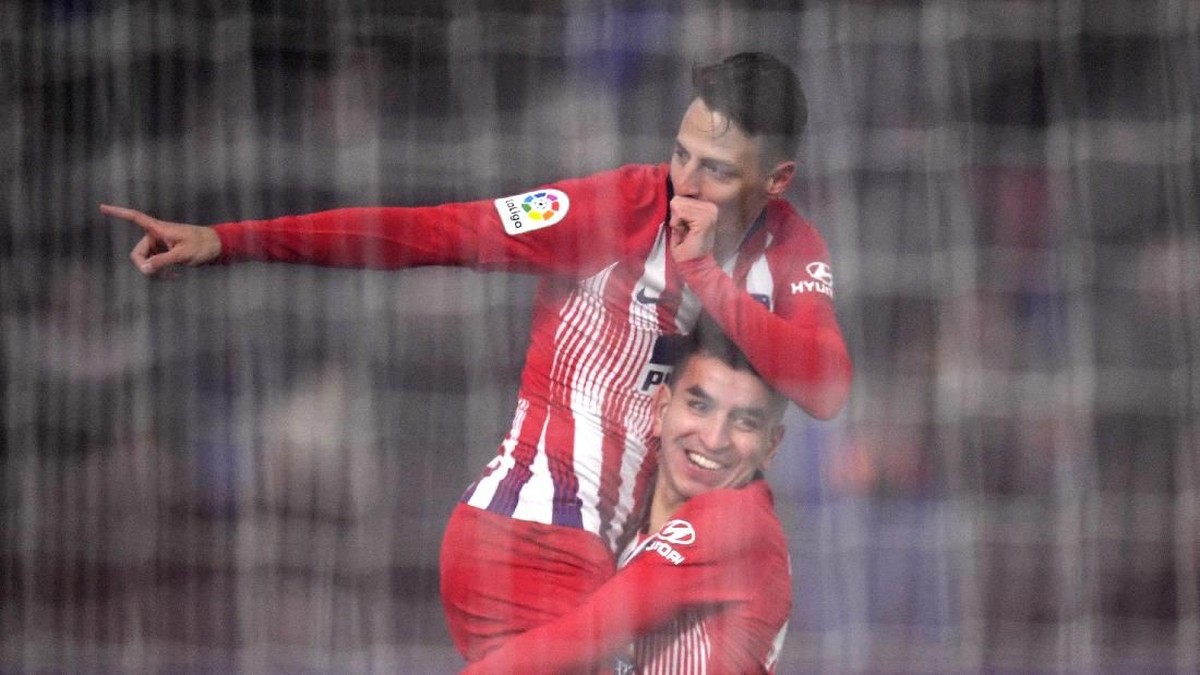 Atletico Madrid saat menang di kandang Huesca. (Foto: David Ramos/Getty Images)