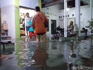 Diguyur Hujan Selama 2 Jam, Satu Wilayah di Sidoarjo Banjir Semeter
