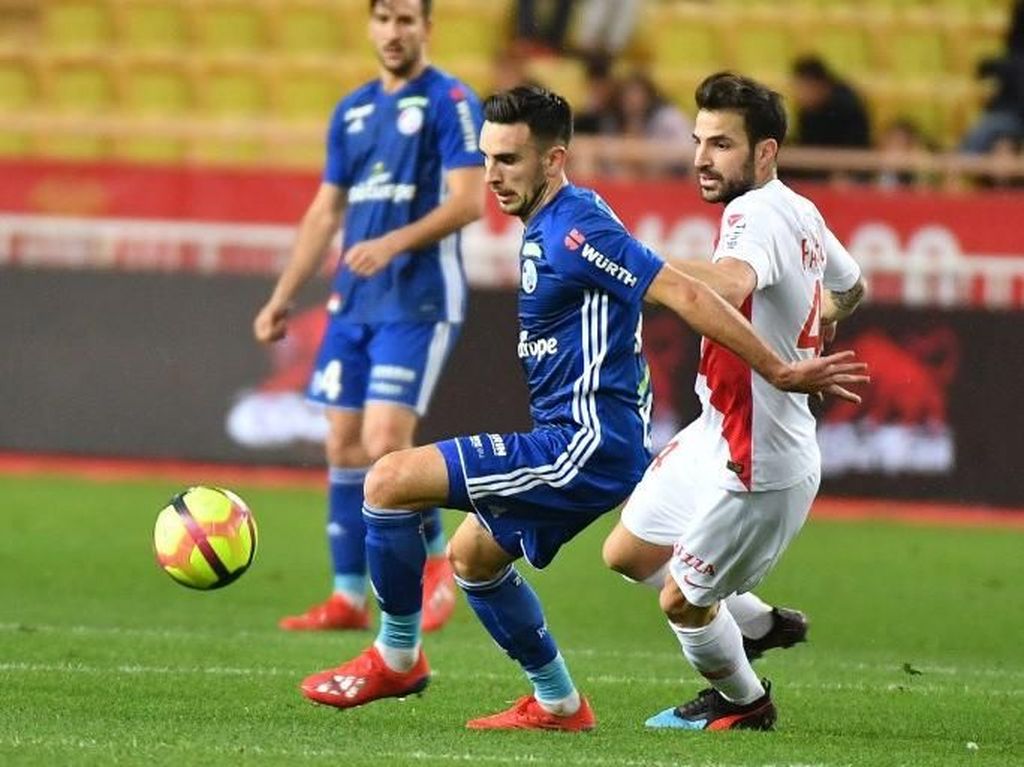 Debut Fabregas di Kandang Monaco: Diwarnai 2 Kartu Merah, Kalah 1-5 Debut Fabregas di Kandang Monaco: Diwarnai 2 Kartu Merah, Kalah 1-5