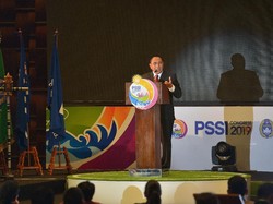 Jejak 4,5 Bulan Edy Rahmayadi Rangkap Jabatan Gubernur Sumut-Ketum PSSI