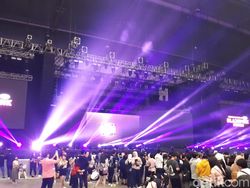 Buka Konser Hari Kedua, BLACKPINK: Saya Kangen Kalian!