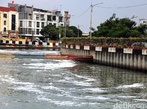 Busa Kembali Muncul di Kali Item, UPK Badan Air: Karena Pompa
