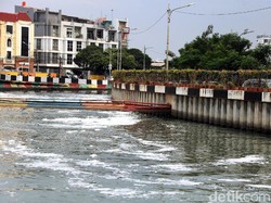 Busa Kembali Muncul di Kali Item, UPK Badan Air: Karena Pompa