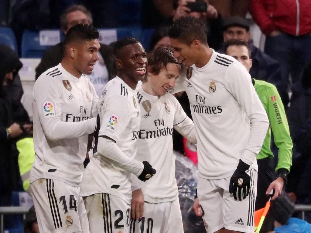 Kroos, Isco, dan Modric Masuk Daftar Jual Madrid, Siapa Cocok Ganti Mereka? Kroos, Isco, dan Modric Masuk Daftar Jual Madrid, Siapa Cocok Ganti Mereka?