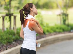 Badan Pegal Tiap Habis Olahraga, Boleh Nggak Sih Pake Koyo? Badan Pegal Tiap Habis Olahraga, Boleh Nggak Sih Pake Koyo?
