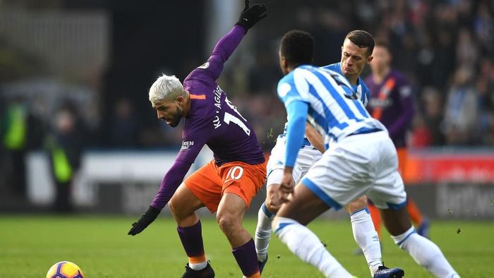 Manchester City unggul 1-0 atas Huddersfield Town di babak pertama. (Foto: Gareth Copley/Getty Images) Manchester City unggul 1-0 atas Huddersfield Town di babak pertama. (Foto: Gareth Copley/Getty Images)