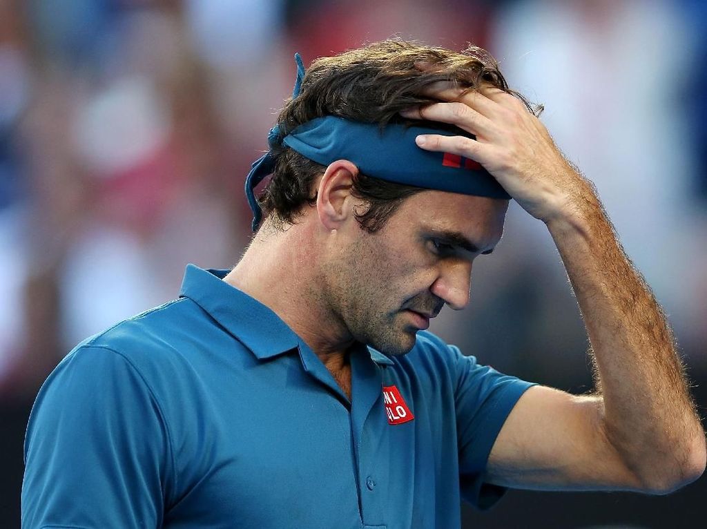 Roger Federer Ditumbangkan Petenis Muda Yunani