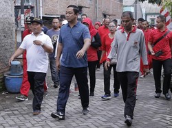 Sambil Jalan Sehat, Wali Kota Semarang Dengarkan Curhat Warga