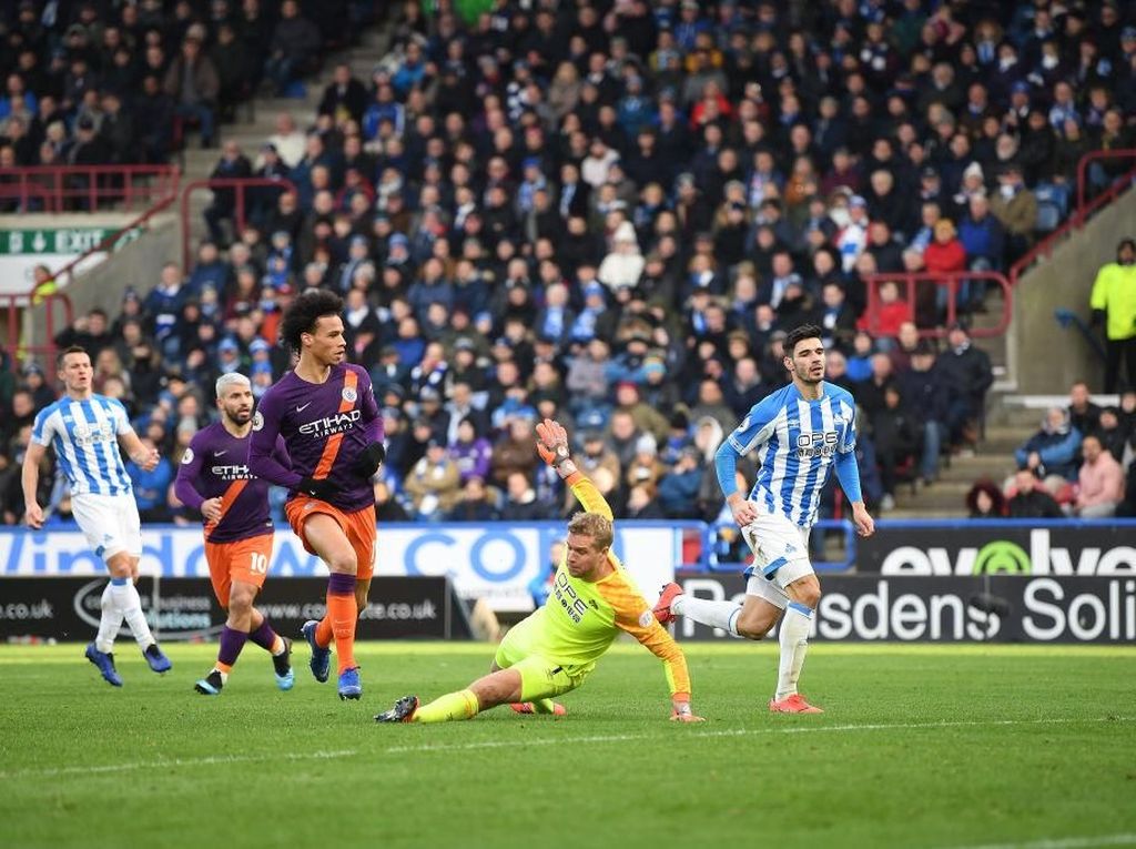 Hasil Liga Inggris: Manchester City Libas Huddersfield 3-0 Hasil Liga Inggris: Manchester City Libas Huddersfield 3-0