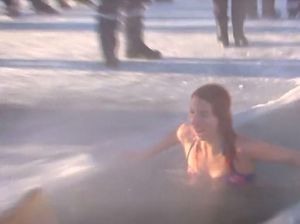 Cara Unik Orang Rusia Peringati Epifani