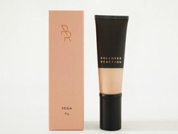 5 Highlighter Cair yang Hasilnya Natural untuk Tampilan Wajah Lebih Glowing