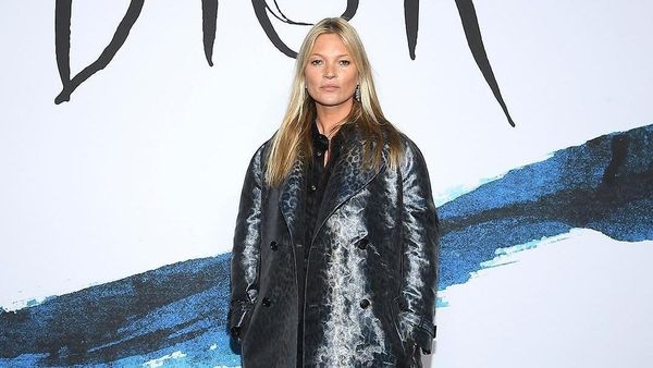 Foto Terbaru Supermodel Kate Moss, Masih Memesona di Usia 45