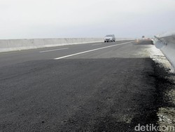 Ruas Tol Pemalang-Batang Retak Sudah Diperbaiki
