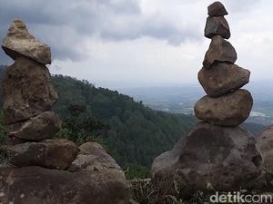 Geger Penemuan Batu Bersusun di Garut, Diduga Situs Sejarah