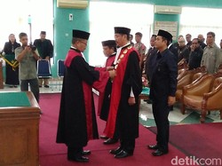 Hakim yang Pimpin Sidang Cerai Ahok kini Jadi Ketua PN Semarang