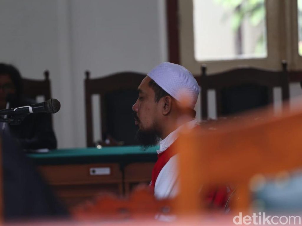 Perjalanan Bos Abu Tours hingga Dituntut 20 Tahun Penjara Perjalanan Bos Abu Tours hingga Dituntut 20 Tahun Penjara