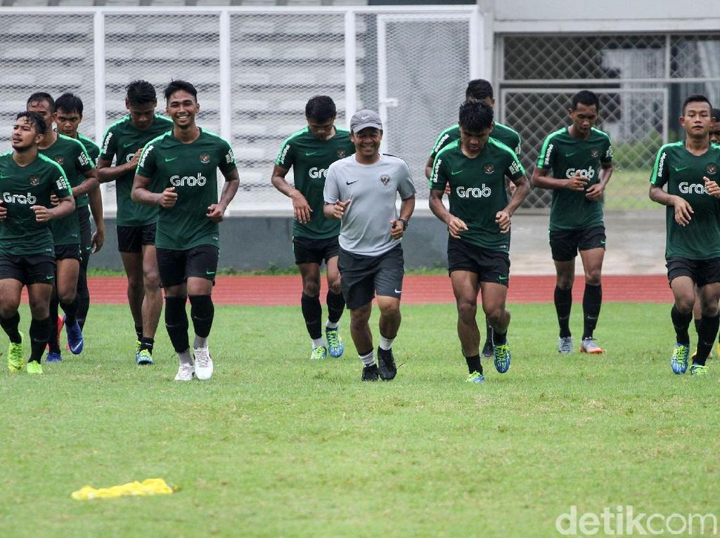 Ketum PSSI Mundur, Timnas U-22 Harus Tetap Berlatih Keras Ketum PSSI Mundur, Timnas U-22 Harus Tetap Berlatih Keras