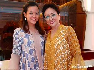 Intip Gaya Kompak Ibu-Anak, Minati Atmanagara dan Cantika