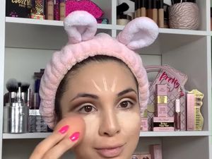 Kreatif! Ibu Ini Jadikan Telur Rebus Sebagai Pengganti Beauty Blender Kreatif! Ibu Ini Jadikan Telur Rebus Sebagai Pengganti Beauty Blender